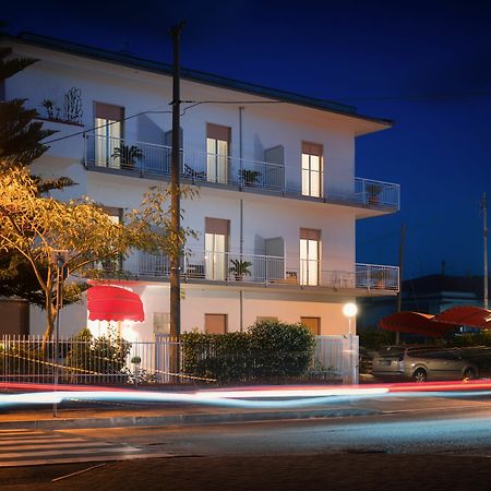 Minturnae Hotel Scauri  Extérieur photo