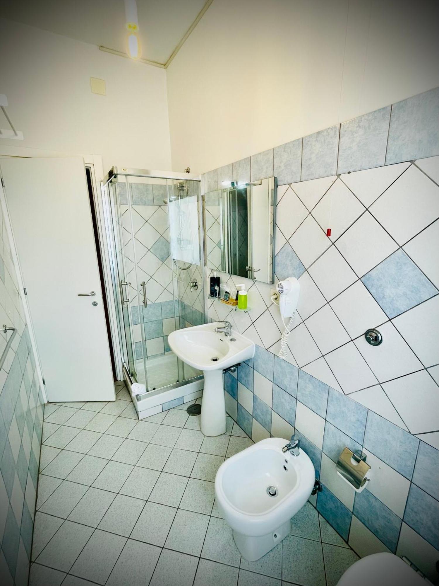 Minturnae Hotel Scauri  Extérieur photo