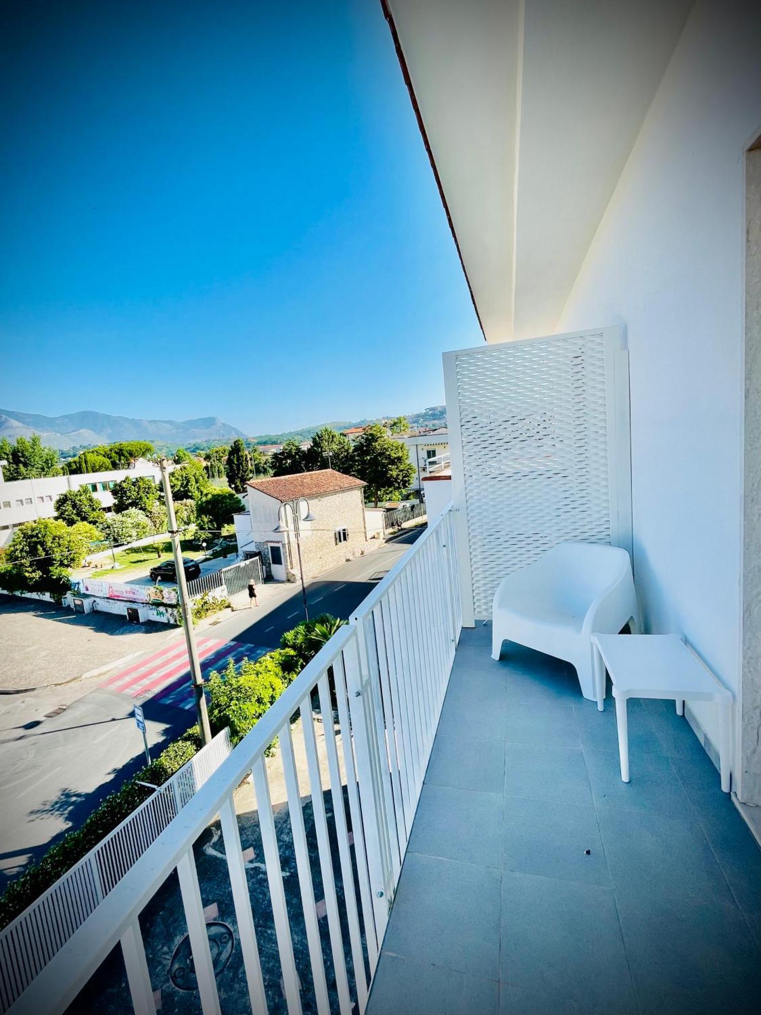 Minturnae Hotel Scauri  Extérieur photo